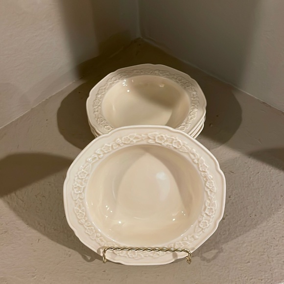 VTG- Crown Ducal  Bowl Bundle - 5 Dessert Bowls-Set A - Picture 8 of 12